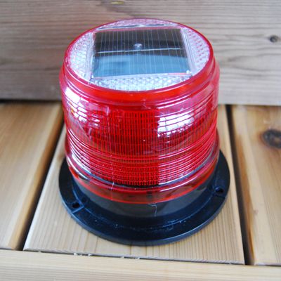 Dock Edge + Solar Marker Light, Red