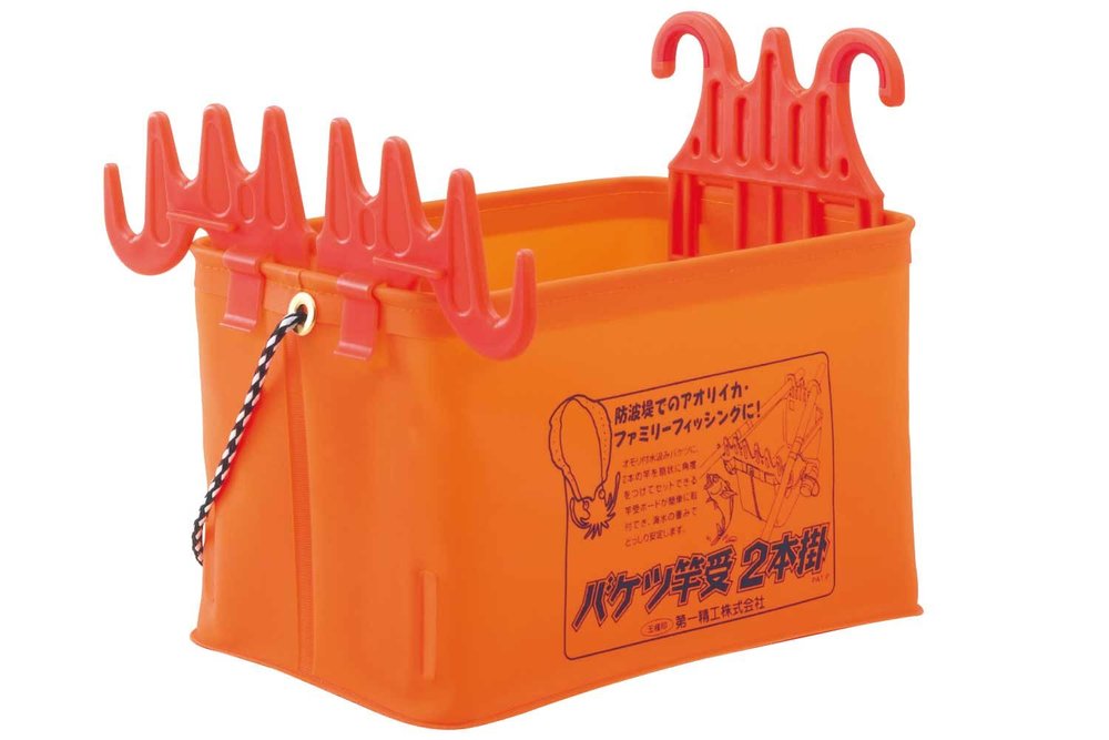Daiichi Seiko Fishing Bucket Rod Holder, 2 Hooks, 3.6 gal (12 L), Red