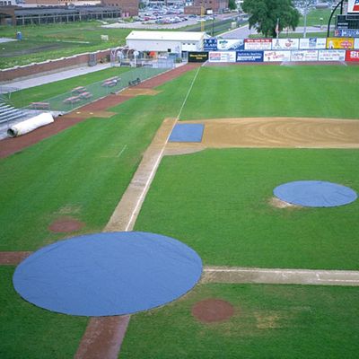 Circular Home Plate Cover, 30' DIA