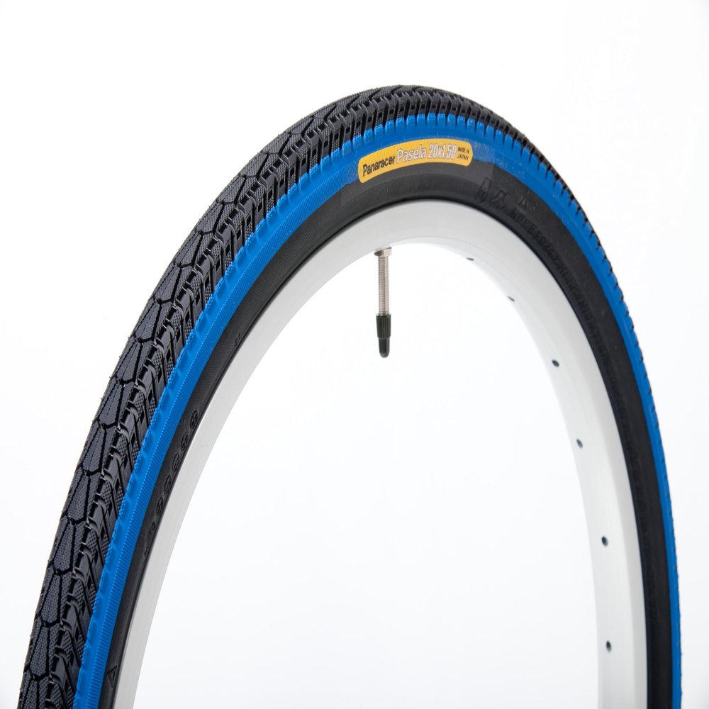 Panaracer 8H205BOP-PA-BL Clincher Tire, 7.9 x 0.6 inches (20 x 1.50 cm), Parcela, Compact, Black/Blue Line (for Small Diameter Cars, Folding Bicycles, Street Riding, Commuting)