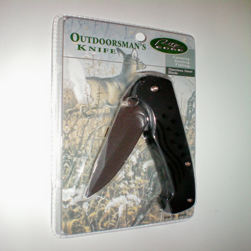 Outdoorsman's Knife with Stainless Steel Blade -- Camping, Hunting, Fishing -- High quality, multipurpose knive. Solid Construction with Stainless Steel Blades. Crafted for durability -- 5" closed with pocket clip -- as shown