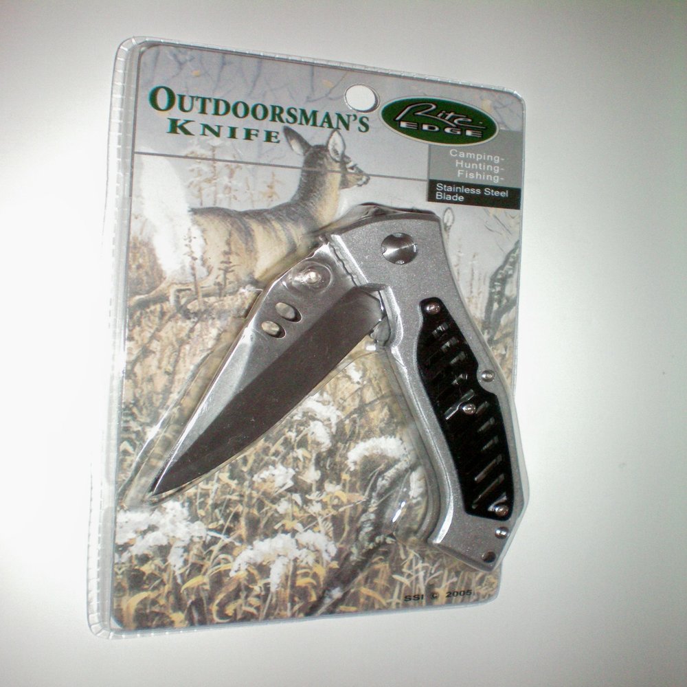 Outdoorsman's Knife with Stainless Steel Blade 5" Closed with Pocket Clip