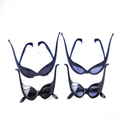 U.S. Toy Black Eye Cat Eye Sunglasses - Adult