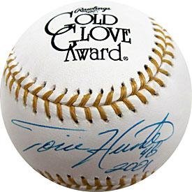 Torii Hunter 2001 Autographed Gold Glove Baseball - Autographed MLB Gloves