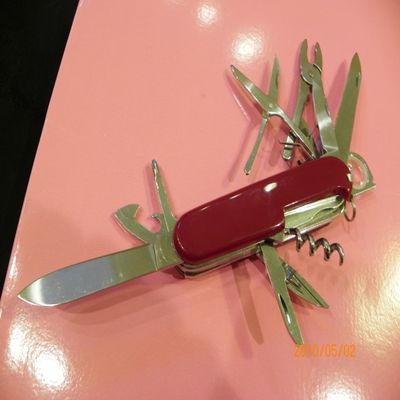 Army Stenaless Steel Red Kinfe