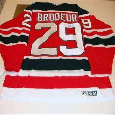 Autographed Martin Brodeur Uniform - Rookie 29 - Autographed NHL Jerseys