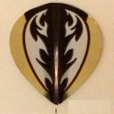25 Sets #3592 AmeriThon Gold On Black Tribal Dart Flights