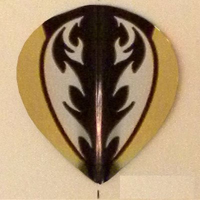 25 Sets #3592 AmeriThon Gold On Black Tribal Dart Flights