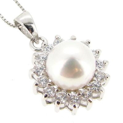 Queenberry Sterling Silver White Freshwater Cultured Pearl (8.5mm) and Cubic Zirconia Pendant Necklace, 16''