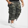 Brandit Urban Legend 3/4 Shorts Dark Camo Size L view 3