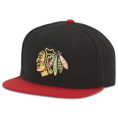 AMERICAN NEEDLE Chicago Blackhawks NHL 400-Series Snapback Hat (Black/Red)