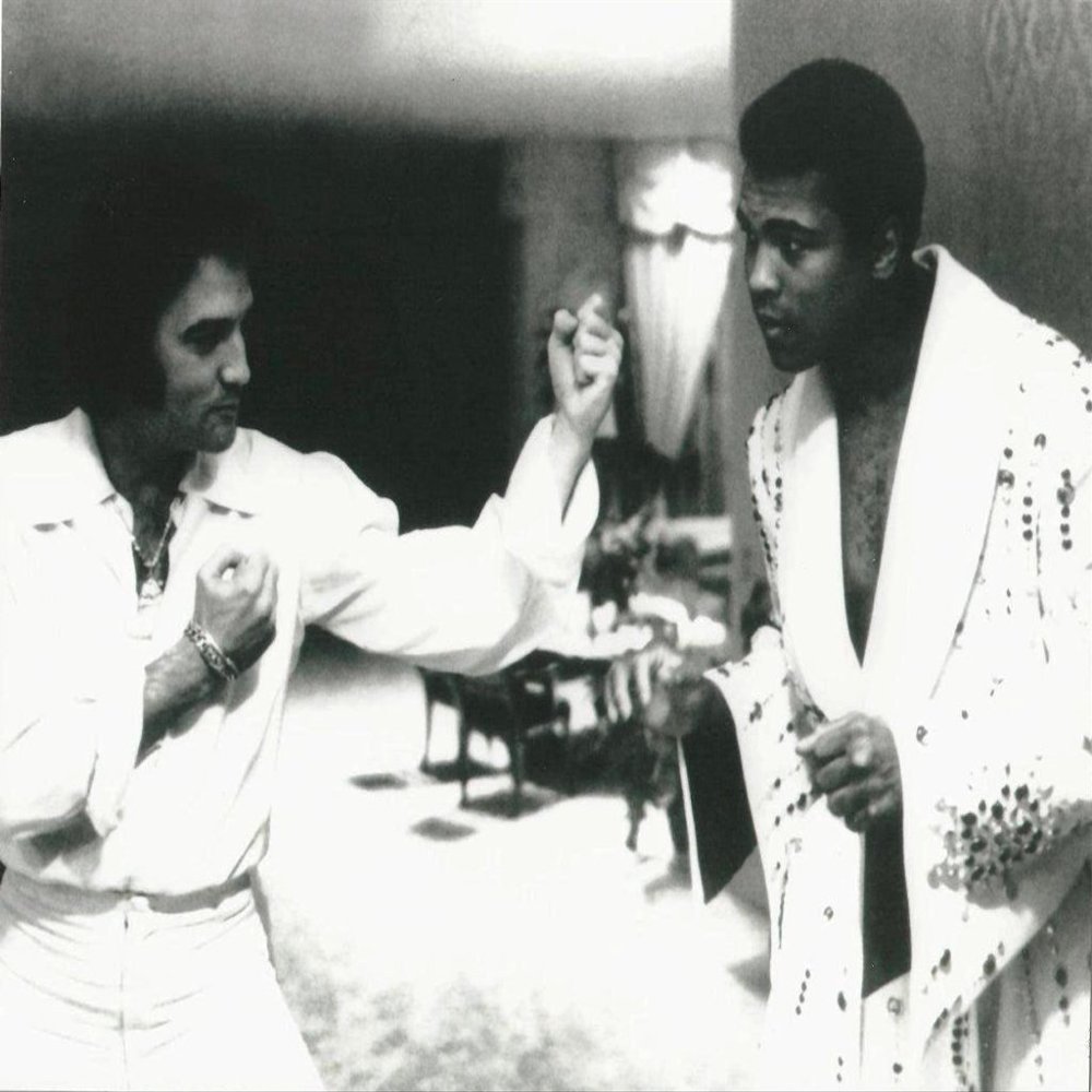 Box The King & The Greatest Elvis Presley and Muhammad Ali - 11"x14" Photo