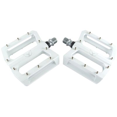 CarbonCycles Exotic Alloy 6061 Flat Pedal w/Replaceable Pins in 10 Color Options. Only 17mm