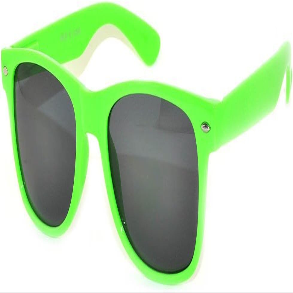 Classic Vintage Sunglasses Bright Green Frame Smoke Lens UV 400 OWL 