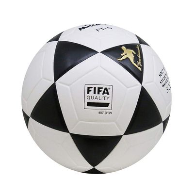 Mikasa Ball Pro 5 Ft-Foot-Volleyball, Black/White, 51301