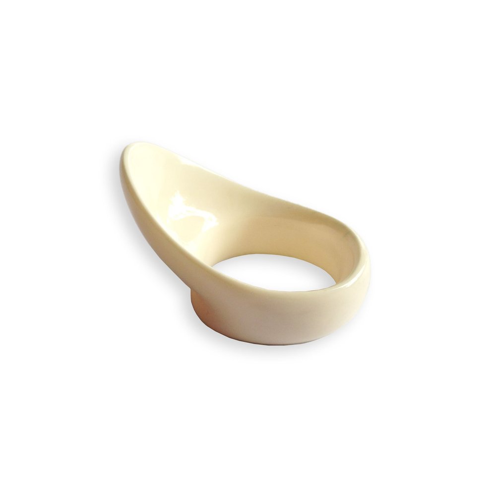 Vermil Classic Ivory Thumb Ring (20x23 mm)