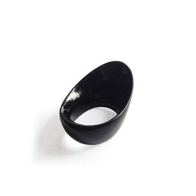 Vermil Lotus Black Thumb Ring (23x26 mm)