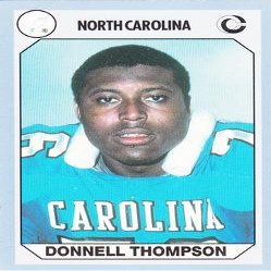 Sports Memorabilia Donnell Thompson Football Card (North Carolina) 1990 Collegiate Collection No.21