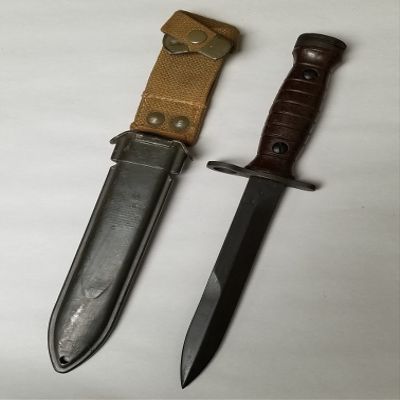FAET Italian Carbine Bayonet with Scabbard. Northridge