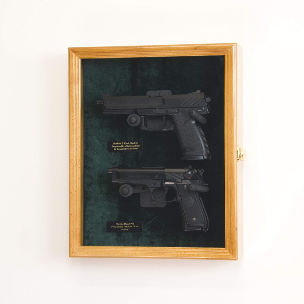 Large/Double 2 Pistol Handgun Revolver Gun Display Case Cabinet Rack Shadowbox (Oak Finish, Green Background)