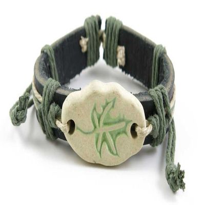 1 Piece Women's Men's Fashion Strand Bracelet 5007 Tribe Style Maple Leaf Leather Braided Adjustable