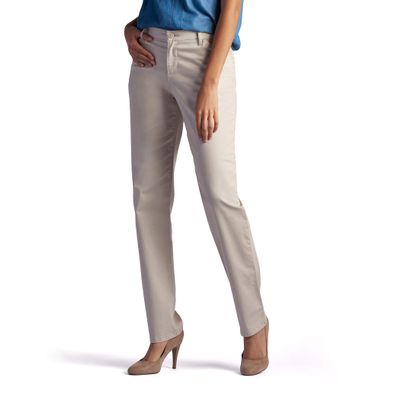 Lee Women's Relaxed Fit All Day Straight Leg Pant Parchment 18 US