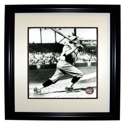 Babe Ruth NY Yankees 8x10 Photo in an 11x14 Double Matted Black Frame #084