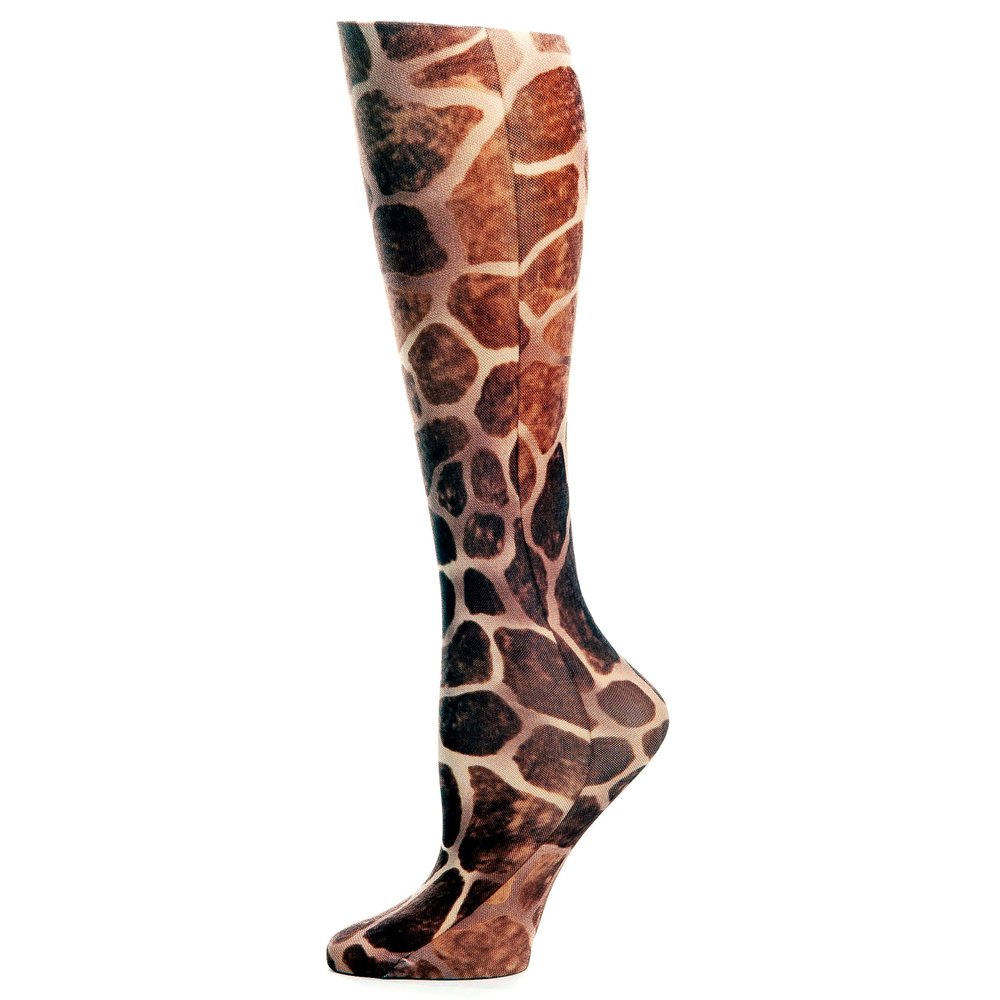 Women's Printed Mild Compression Wide Calf Knee High Stockings - Giraffe