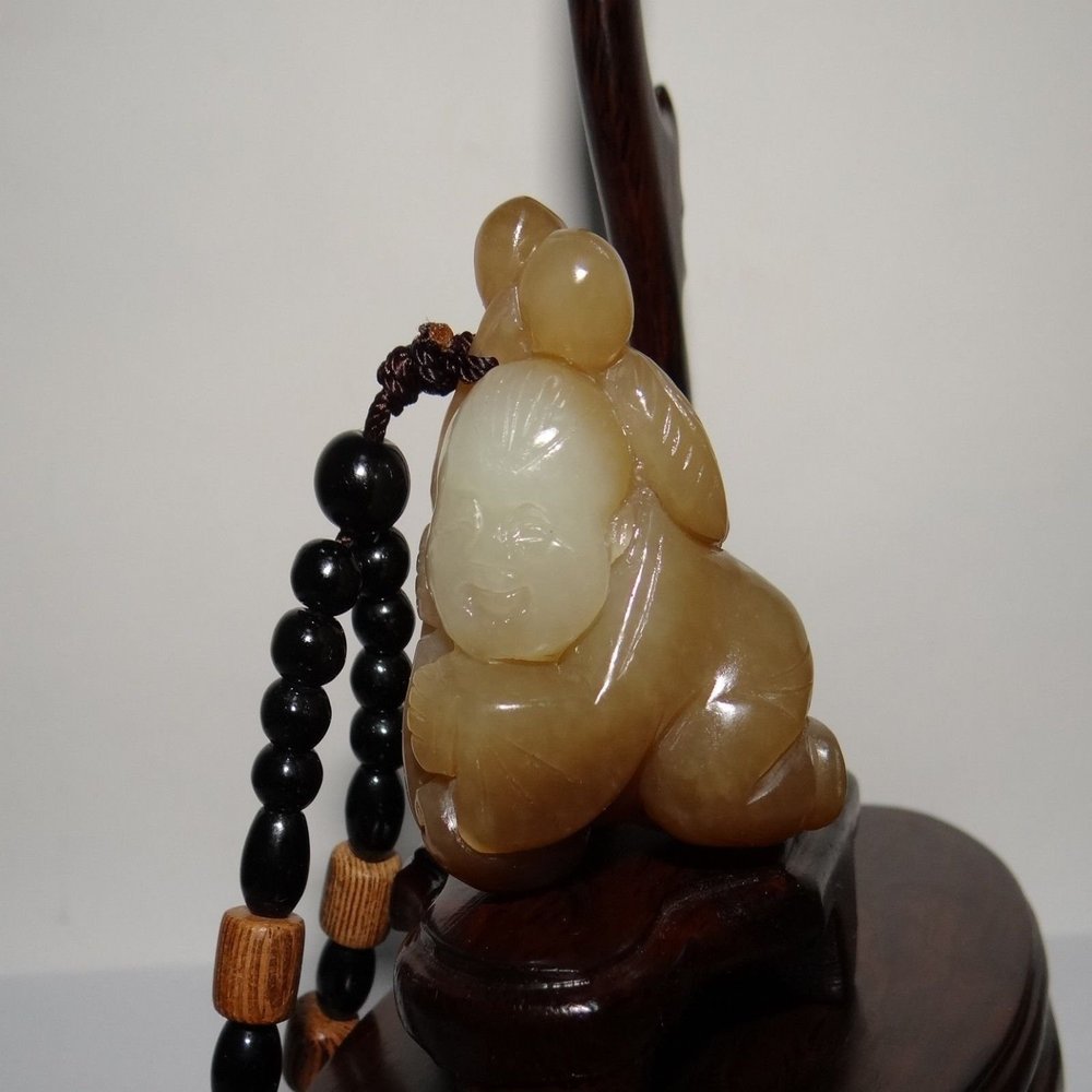2" China Certified Nature Nephrite Hetian Sugar Jade Solid Blessing Lad Pendants