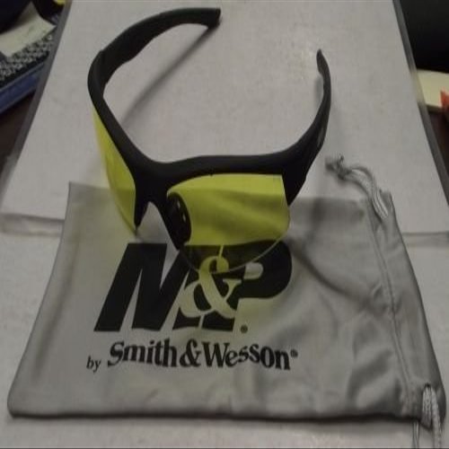 Smith & Wesson MP104-41-ID Half Frame Shooting Glasses With Amber AF Lens, Black
