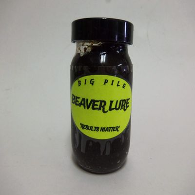 Dunlap's Beaver Lure 4 Oz.