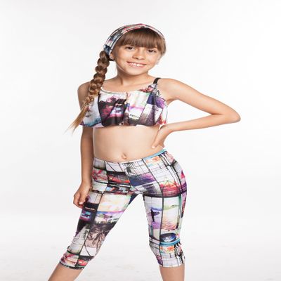 YogaBerries Kids Capri Yoga Pants Printed Stretchy Soft Active, 4 Way Stretch Spandex Running Tights, Workout, Casual Wear Leggings for Young Girls. (Southern California, 7/8)