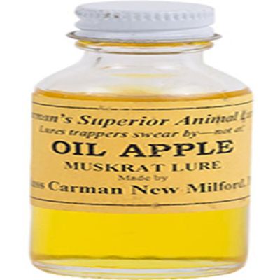 Oil Apple Muskrat Lure by Russ Carman (4 oz. Bottle)