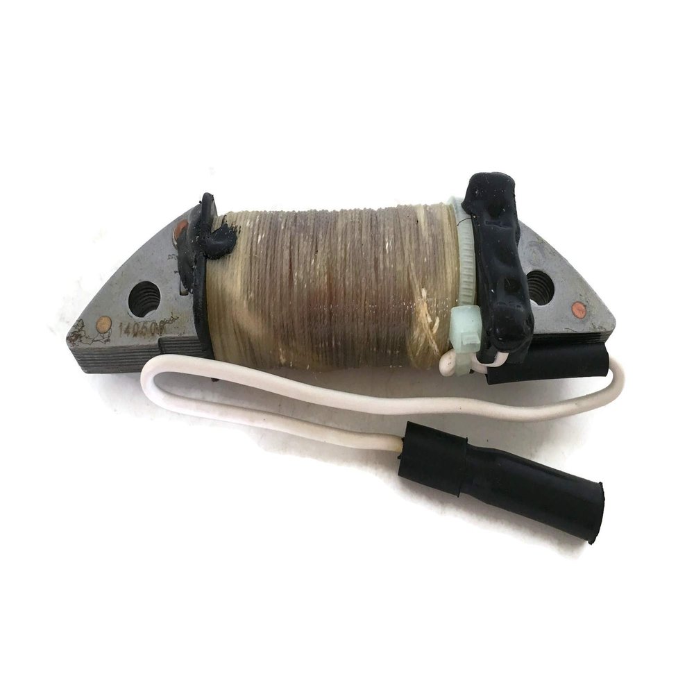 Boat Motor Exciter Charge Coil Oil Assy 3F0-06120 3FO-06210 1 0 823030 for Tohstsu Nissan Mercury Outboard M NS 2.5-3.5HP 2 stroke Engine