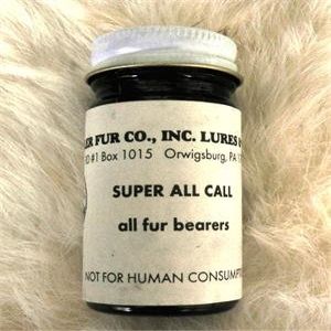 Epler Fur's Super All Call Lure 4 oz. muskrat, Fox, Raccoon (4 oz.)
