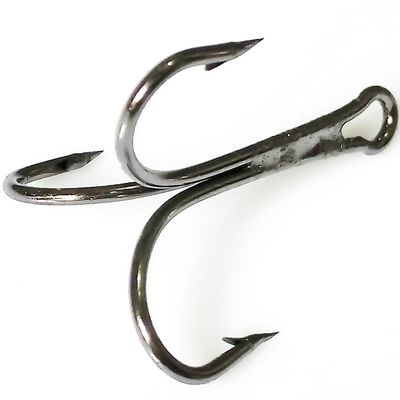 100pcs 3551 Size #4 Round Bend Strong Sharp Fishing Treble Hooks Fishing Hooks for Saltwater Fishing