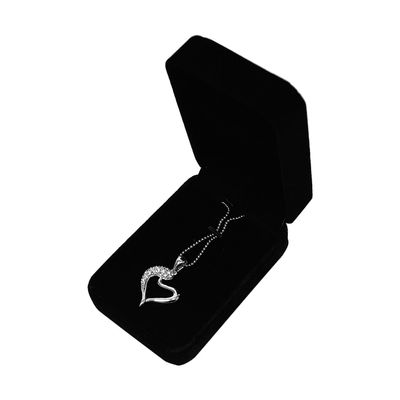 White Deer Long-Pile-Velvet Black Jewelry Pendant Gift Box