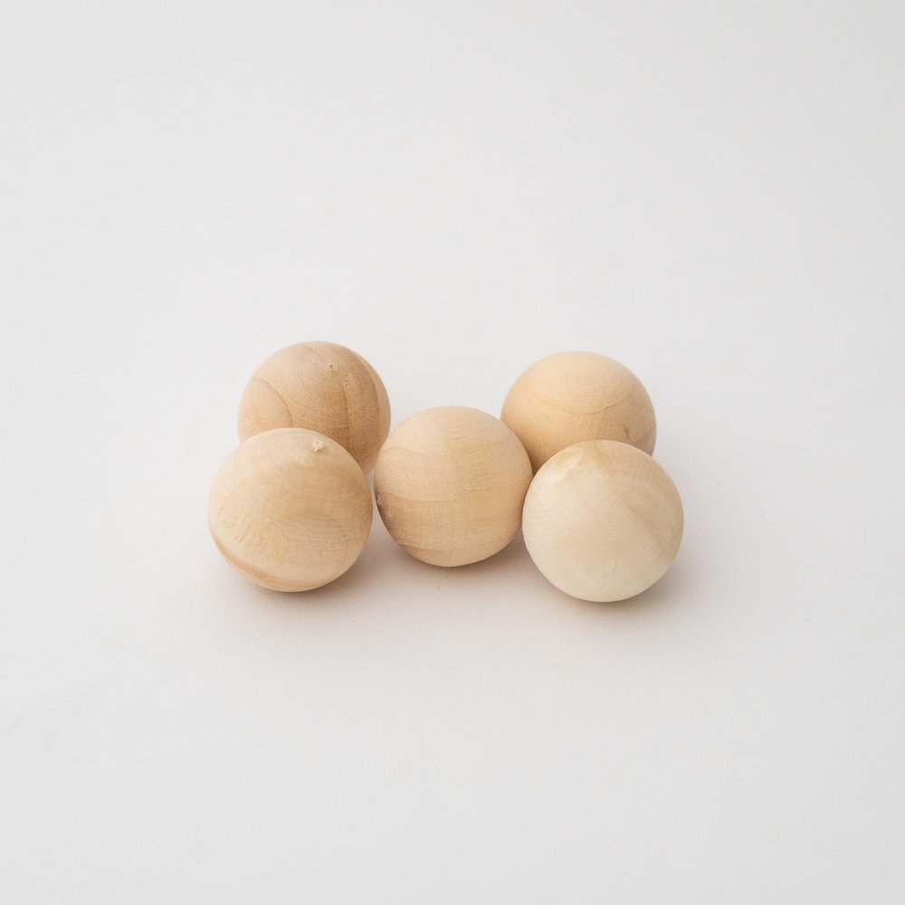 BuyBocceBalls Listing - 30mm Wood Jacks for Petanque/Bocce/Boules - Pack of 5 Balls