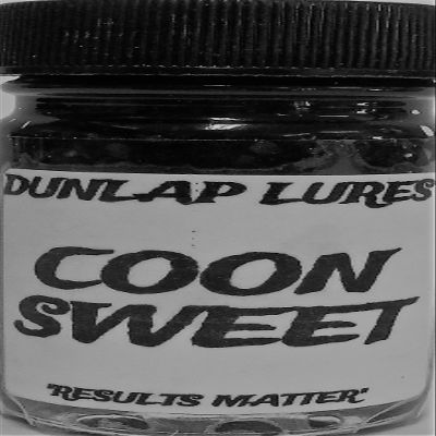 Dunlap's Coon Sweet Lure (4 oz.)