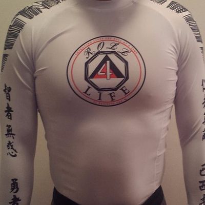 Roll4Life Dragon Rashguard (Large)