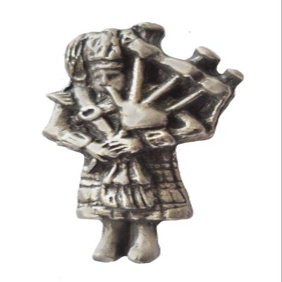 1000 Flags Scotland Piper Bagpipes Player Pewter Pin Badge