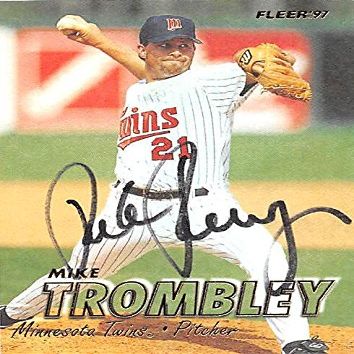 Sports Memorabilia Autograph Warehouse 247543 Mike Trombley Autographed Baseball Card - Minnesota Twins 1997 Fleer - No. 593