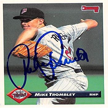AUTOGRAPH WAREHOUSE 247533 Mike Trombley Autographed Baseball Card - Minnesota Twins 1993 Donruss - No. 47