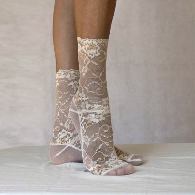 Lace Socks. Ivory and Beige Floral Scalloped Edge Design. Ankle Socks. Womens Socks.