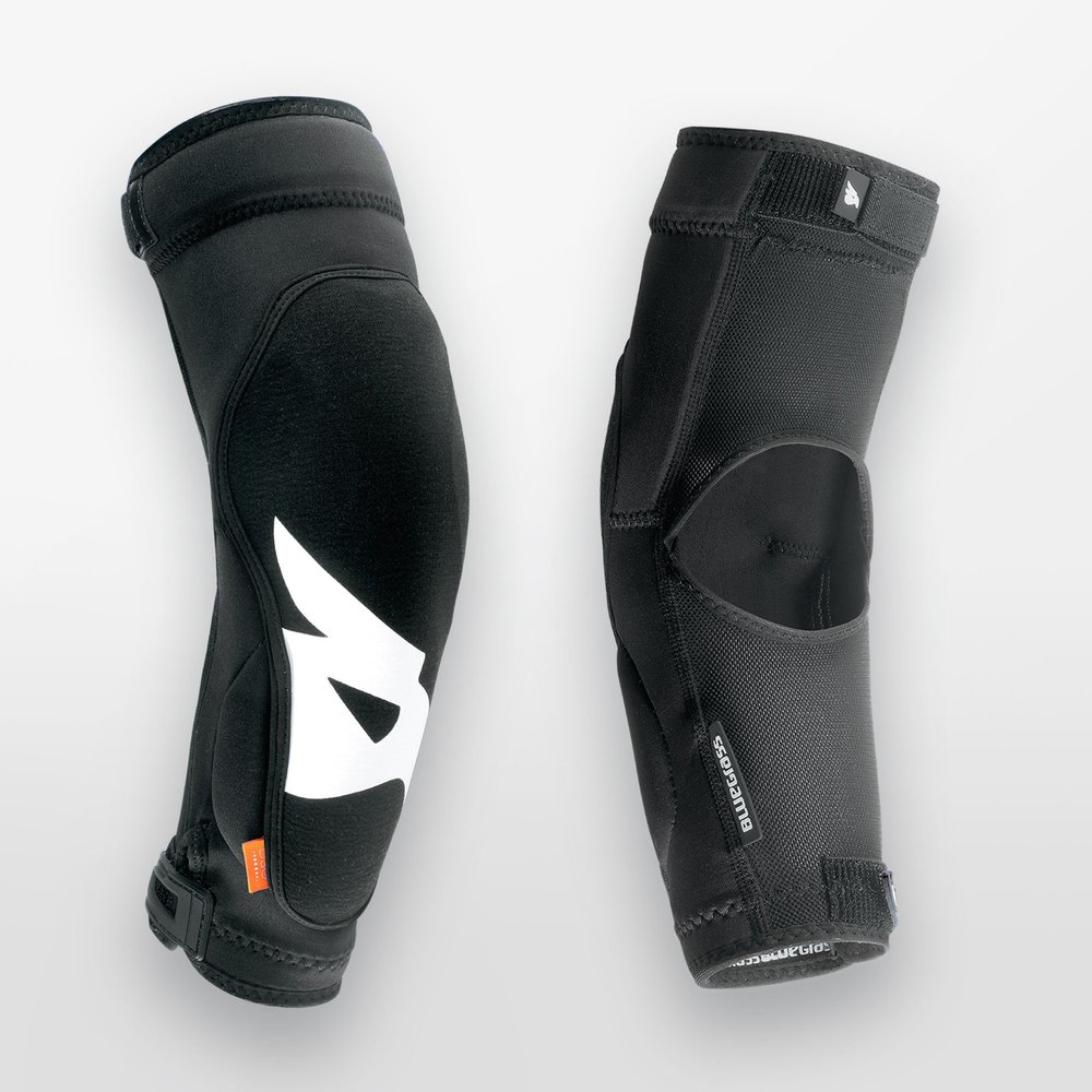 MET Solid D30 Elbow L