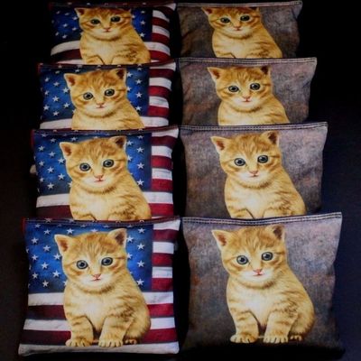 BackYardGamesUSA Patriotic CAT Lovers Kitten RED and Blue Set of 8 Regulation Cornhole Bean Bags B215