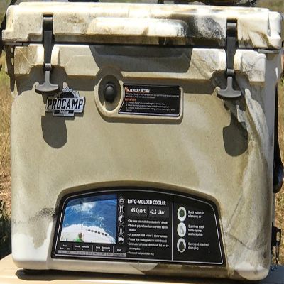 45 Quart Ice Chest/Heavy Duty Cooler/High Performance Commercial Grade Insulation (Desert CAMO)
