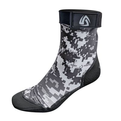 Tilos Sport Skin Socks for Adults and Kids, Protect Against Hot Sand & Sunburn for Water Sports & Beach Activities (L, Digital Gray)