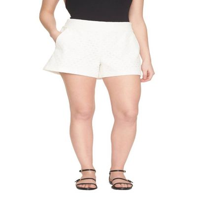 1.STATE Flat Front Lace Shorts (White, B OR Medium)