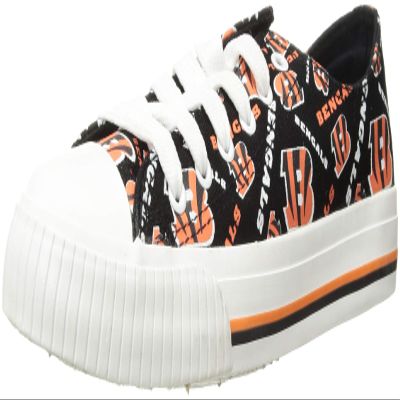FOCO Cincinnati Bengals NFL Womens Low Top Repeat Print Canvas Shoes - 6